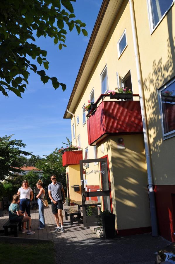Hostel Roddaren Stromstad Exterior photo
